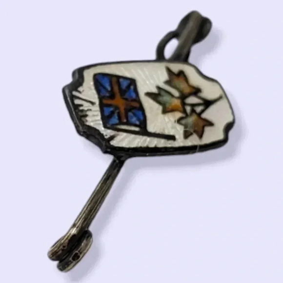 🍁Vintage EMCO Early Canadian Souvenir Pin - Picture 2 of 6